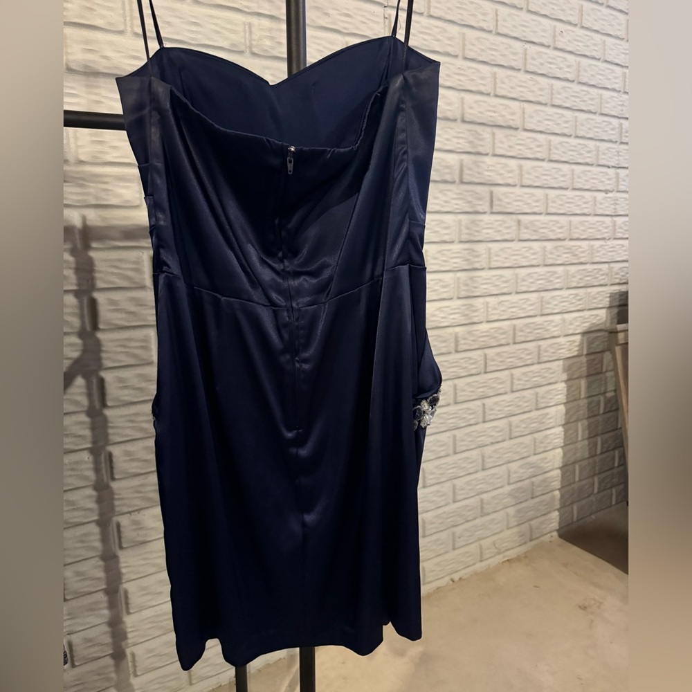 B. Smart Navy Beaded Strapless Dress with Pockets Size 11/12 - Picture 6 of 11